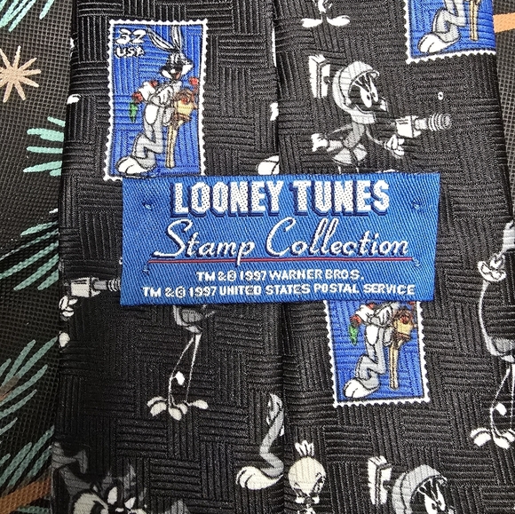 LOONEY TUNES STAMP COLLECTION NECK TIE-BUGS BUNNY Vintage Novelty - Picture 4 of 6